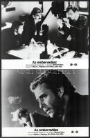 cca 1986 ,,Az embervadász" című amerikai film jelenetei és szereplői, 5 db vintage produkciós f...