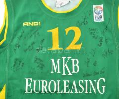MKB-Euroleasing Sopron női kosárlabda csapat tagjainak aláírásai "(Amber) Holt 12 Sopron" ...