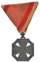 1916. "Károly-csapatkereszt" Zn kitüntetés nem saját mellszalagon T:2 / Hungary 1916. "Charles Troop Cross" Zn decoration with not own ribbon C:XF  NMK 295.