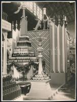 cca 1925 Dietrich és Gottschlig Rt. (DITGOT) kiállítási pavilonja (art deco) az 1925-ös Budapesti Nemzetközi Vásáron (BNV), fotó, 23x17 cm