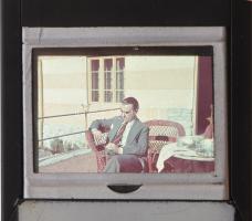 cca 1920-1940 A pilisi báró nyáregyházi Nyáry-család fotó dia hagyatéka, 4 dobozban, nagyrészt színe...