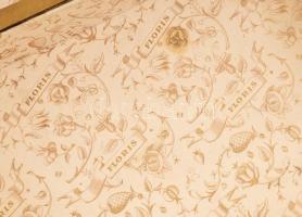 cca 1920 Floris bonbonos doboz nyomtatott terve, Kozma Lajos (1884-1948) grafikus terve alapján. / c...