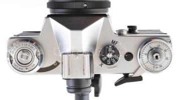 Zenit EC fotópuska Tair Z FC 4,5/300 és Helios 44-2 2/58 objektívekkel. Teljes szett, jó állapotú fé...