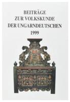 Boross Marietta: A hartai festett bútorok. A magyarországi németek néprajza 16. / Bemalte Bauermöbel von Hartau/Harta. Beiträge zur Volkskunde der Ungarndeutschen 16. H.n., 1999, Magyar Néprajzi Társaság-Mikszáth Kiadó. Számos fotóval illusztrálva. Magyar és német nyelven. Kiadói kartonált papírkötés.