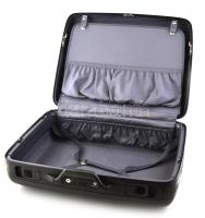 Samsonite nagy méretű bőrönd, számzáras, húzható gurulós. 67x53 cm Jó állapotban, kicsi kopással