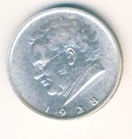 Ausztria 1928. 2Sch Ag "Schubert" T:2