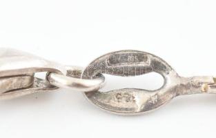 Ezüst(Ag) nyaklánc szintetikus rubinnal díszített kereszt medállal, jelzett, h: 44 cm, bruttó: 22,2 ...