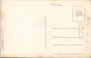 Budapest VI. OMTK (Országos Magyar Tejszövetkezeti Központ) Tejtermékek üzlete. Zichy utca 42. Vajda...