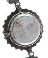 Ezüst(Ag) quartz karóra markazittal, jelzett, óra üveglapja sérült, óraszerkezet hátlapja rozsdás, m...