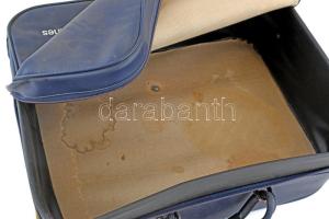 MALÉV bőrönd. Műbőr. 30x45 cm