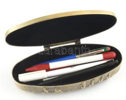 Egyiptomi mintás ovális réz ékszertartó + golyóstollak és töltőceruzák, szép állapotban