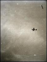 II. világháborús katonai negatívok vegyes méretben, 13 db