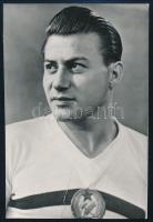 Lantos Mihály (1928-1989) olimpiai bajnok és világbajnoki ezüstérmes labdarúgó, edző, az Aranycsapat...