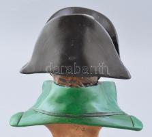 Bonaparte Napóleon büsztje, kerámia, festett, jelzett, kopásokkal, m: 34 cm