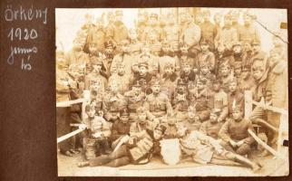 cca 1916-1929 Régi fotóalbum, beragasztott, feliratozott fotókkal, köztük katonai fotók: olasz kasté...