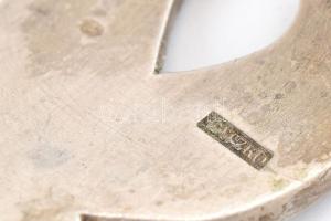 Ezüst (Ag) historizáló villa, nemesi címeres, jelzett, LATZKÓ mesterjegy. h: 20 cm, nettó: 64,5g