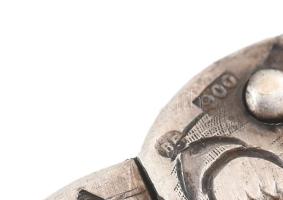 Ezüst (Ag) úti fésű, jelzett, h: 10 cm, nettó: 27,6g