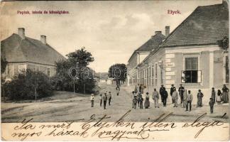 1905 Etyek, Paplak, iskola és Községháza. Zimbal Ferenc kiadása (EB)