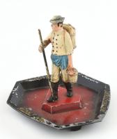 Szüretelő, osztrák zománcozott fém figura, jelzett: Rudolf Wolf, Wiener Neustadt (Bécsújhely), kopott, m: 11 cm