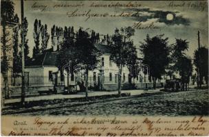 1905 Arad, Huszárlaktanya este. Ifj. Klein Mór kiadása / military barracks at night (EK)