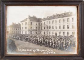 1916 A k.u.k. 101-ik gyalogezred 25. egységének eskütétele Neuhaus-ban, fotó eredeti keretében, üveg nélkül, jó állapotban, 17,5×2,5 cm