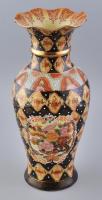 Tao Rui porcelán Kínai váza. Kézzel festett jelzett eg helyen ragasztott a szája. / Chinese vase, repaired 39 cm