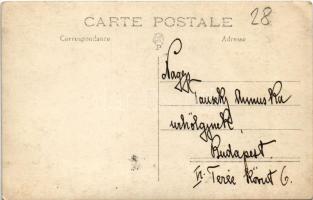 Budapest (?), lakás belső. photo (fl)