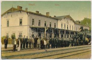 1908 Pitesti, Gara / vasútállomás, gőzmozdony, vonat, vasutasok / Bahnhof / railway station, locomotive, train, railwaymen (Rb)