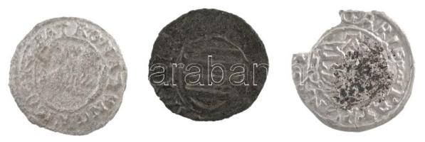 3db klf gyenge tartású denár (I. Ulászló, Miksa, I. Lipót) T:2- patina, az egyiken peremhiány
Hunga...