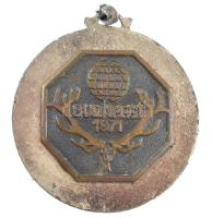 1971. "Vadászati Világkiállítás" kétoldalas fém érem füllel (35mm) T:2,2-