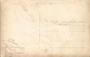 Budapest, üzlet "Év végén vásárlási visszatérítés" felirattal. photo (EK)