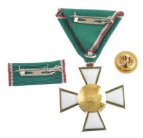 1991. "A Magyar Köztársasági Érdemrend lovagkeresztje, polgári tagozat" zománcozott, arany...