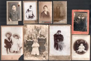 cca 1890-1920, 15 db vintage keményhátú fotó, portrék; részben foltos és sérült, 10,5x6,5 és 16,5x11 cm közötti méretekben