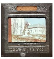 cca 1940 1db színes diapozitív a 6-os /Württembergi/ huszárok emlékművéről, Gyöngyös, Kisfaludi Strobl Zsigmond alkotása, 5x5 cm