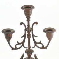 Bronz gyertyatartó pár, kicsit ferde, kopott, m: 35 cm