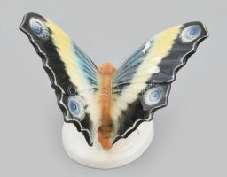 Volkstedt porcelán pillangó. Kézzel festett, jelzett, kis kopással, m: 7 cm