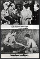 cca 1989 előtt külföldön készült filmek egy-egy jelenete, 21 db vintage produkciós filmfotó, ezüst zselatinos fotópapíron, minden kép hibás (szakadás, hajtásnyom, elszíneződés, stb.), 18x24 cm