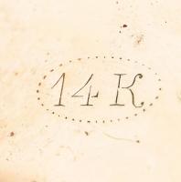 14K arany (Au) dupla arany fedeles zsebóra. Chaton rugós szerkezet Nem működik. d: 49 mm br 75 g, Je...