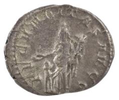 Római Birodalom / Róma / Herennia Etruscilla 250-251. Antoninianus Ag (3,63g) T:2 patina
Roman Empi...