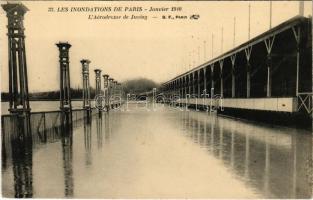 Paris, Les inondations de Paris, Janvier 1910. LAérodrome de Juvisy / flooded aerodrome (EK)