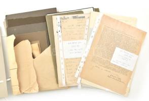 cca 1910-1969 Gróf Pálffy családi iratok: Móric, Ferenc, István levelei, Apponyi Júlia levele, fotók, birtokügyek...stb. Érdekes tétel.