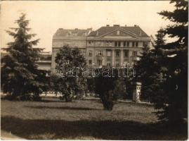 Kolozsvár, Cluj; Takarékpénztár, Első magyar biztosító társaság, Sebestyén palota / savings bank, insurance company, palace. photo (11,5 x 8,6 cm) (EK)