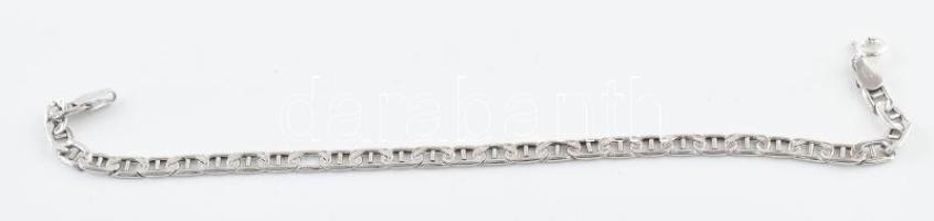 Ezüst(Ag) pálcikás karkötő, jelzett, h: 20,5 cm, nettó: 3,9 g