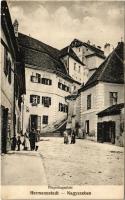 Nagyszeben, Hermannstadt, Sibiu; Fingerlingsplatz / tér. Karl Engber Nr. 15. / square (fl)