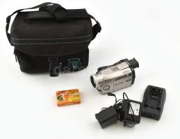 Panasonic NV- MX kamera, nincs kipróbálva, fellelt állapotban, táskában.