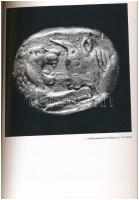 B. Sey Katalin - Gedai István: Éremkincsek - Magyar Nemzeti Múzeum Kincsei. Magyar Helikon / Corvina...