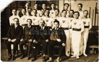 1927 KKASE (Kolozsvári Kereskedelmi Alkalmazottak Sport Egyesülete) torna szak vezetői és tornászai az országos versenyről / leaders and gymnasts of the gymnastics department of the Sports Association of Cluj Commercial Employees. photo (EM)