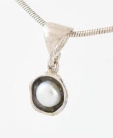 Ezüst(Ag) kígyó nyaklánc függővel, jelzett, h: 45 cm, bruttó: 5,8 g