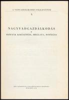 Nagyvadgazdálkodás. Trófeák kikészítése, bírálata, fotózása. A vadgazdálkodás fejlesztése 5. Bp., 19...