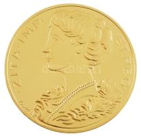 DN Magyar Aranyóriások - Aranyérem Zita királynő tiszteletére, 1918 aranyozott Cu utánveret tanúsítvánnyal (46mm) T:PP